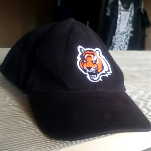 Cincinnati Bengals Hat - Picture 1 of 7
